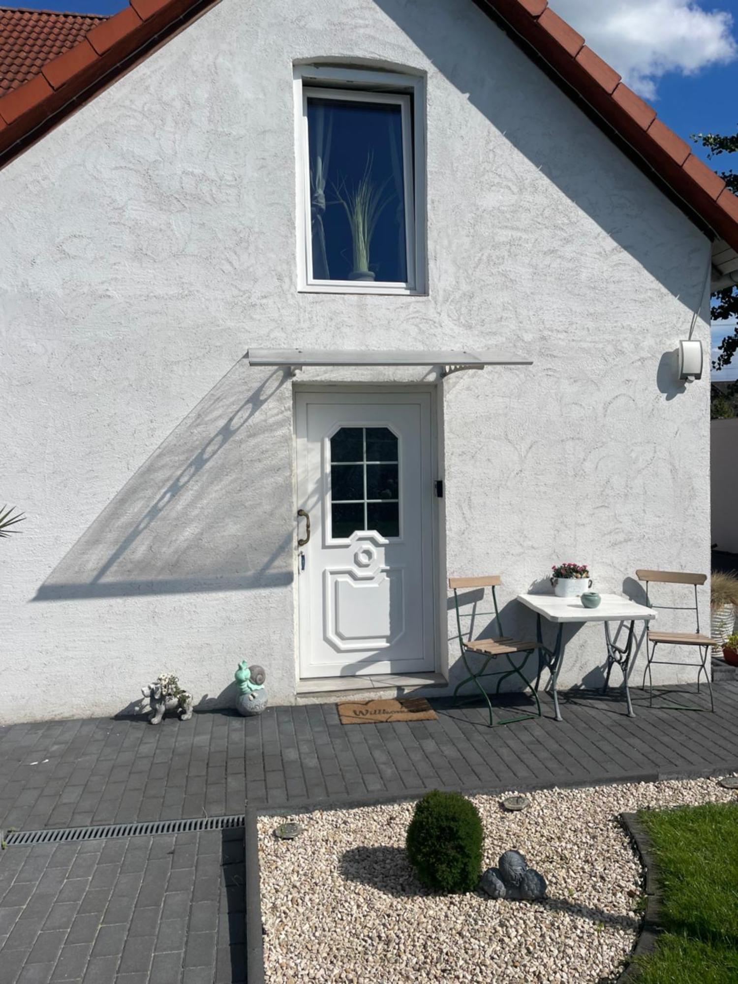 Kleine Gemuetliche Einliegerwohnung Mit Garten Und Pool Nordstemmen Exterior photo